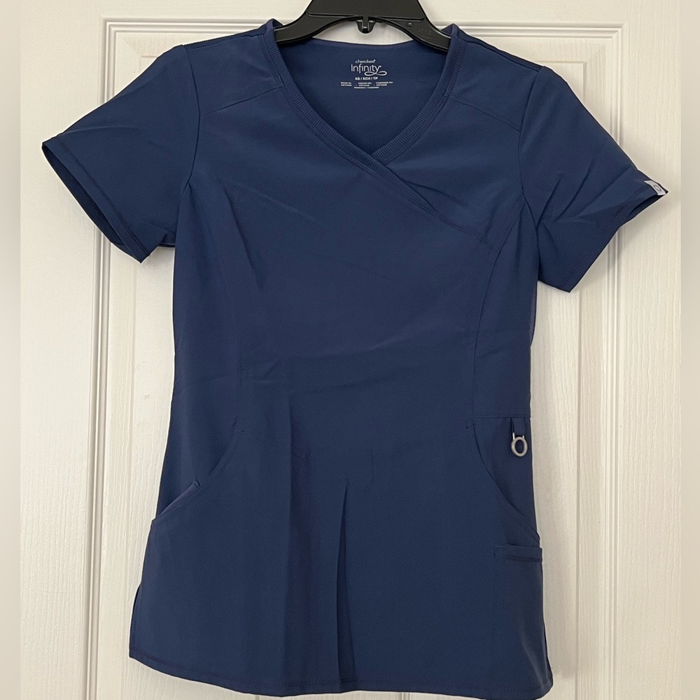 Cherokee Infinity Scrub Set